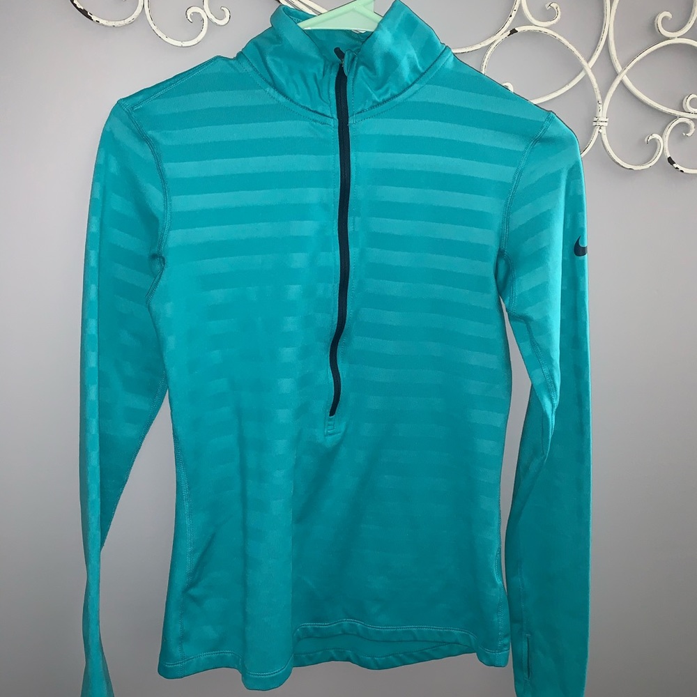 Nike long sleeve quarter zip